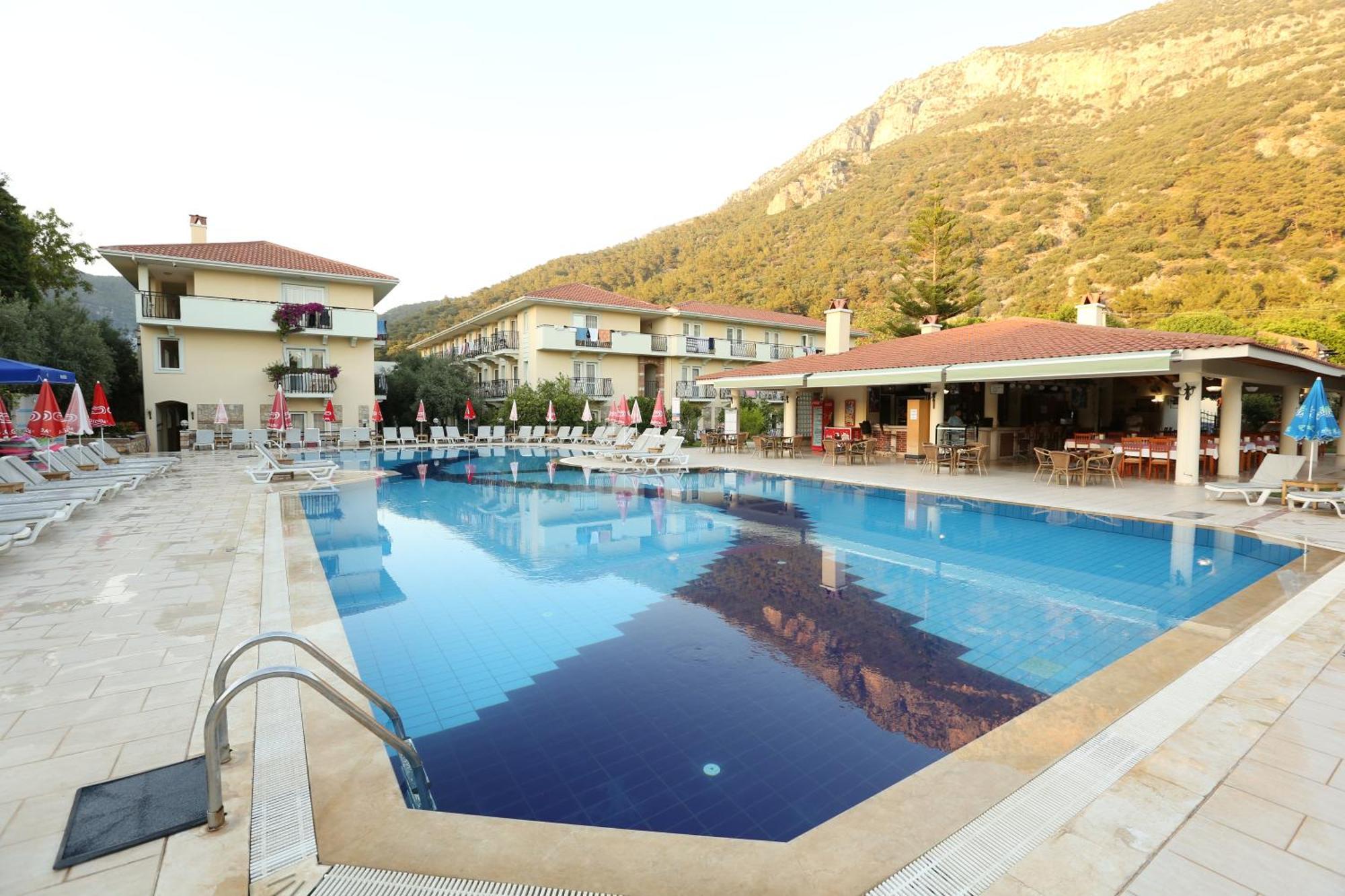אולודניץ Mavruka Hotel מראה חיצוני תמונה
