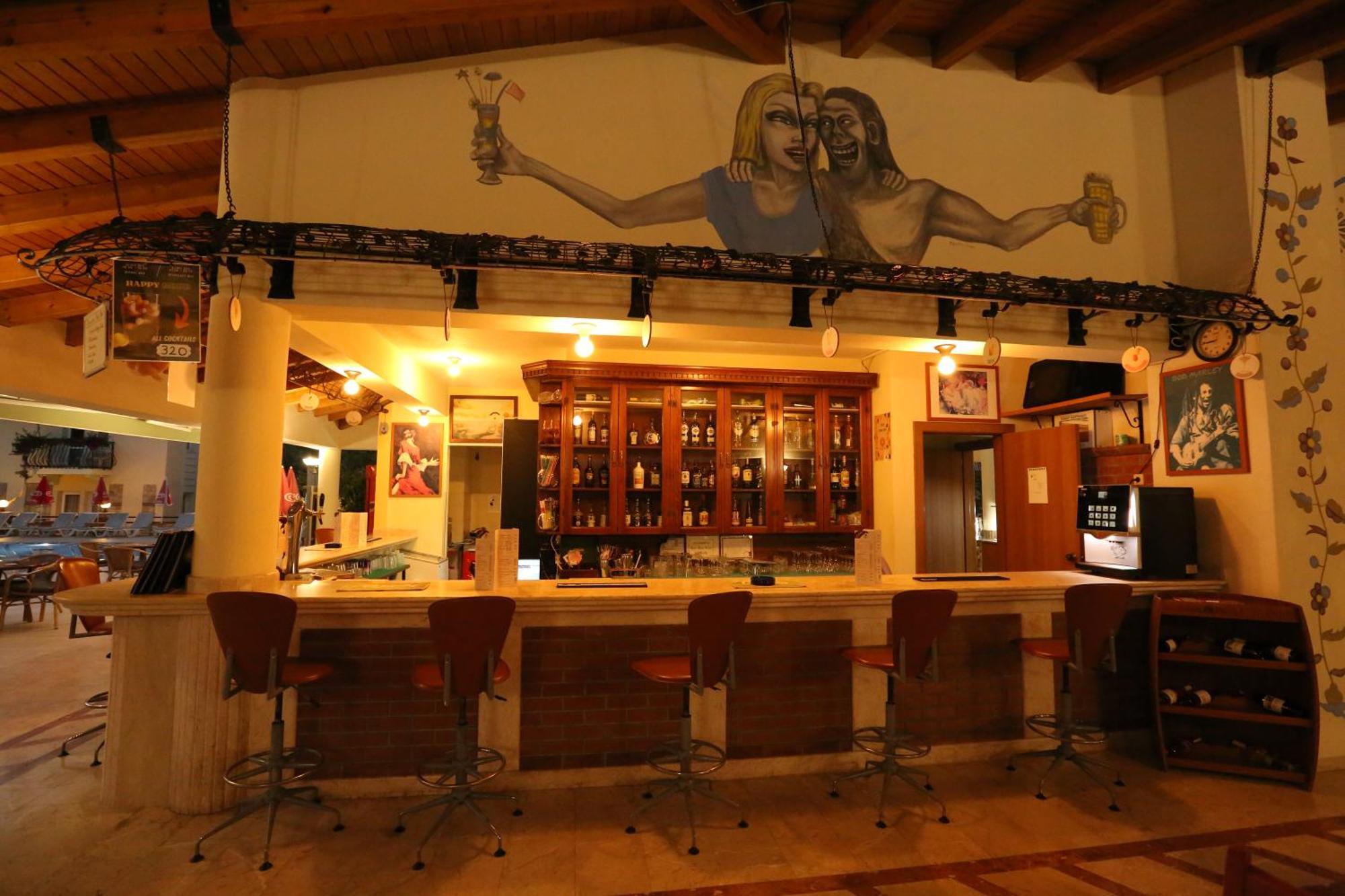 אולודניץ Mavruka Hotel מראה חיצוני תמונה