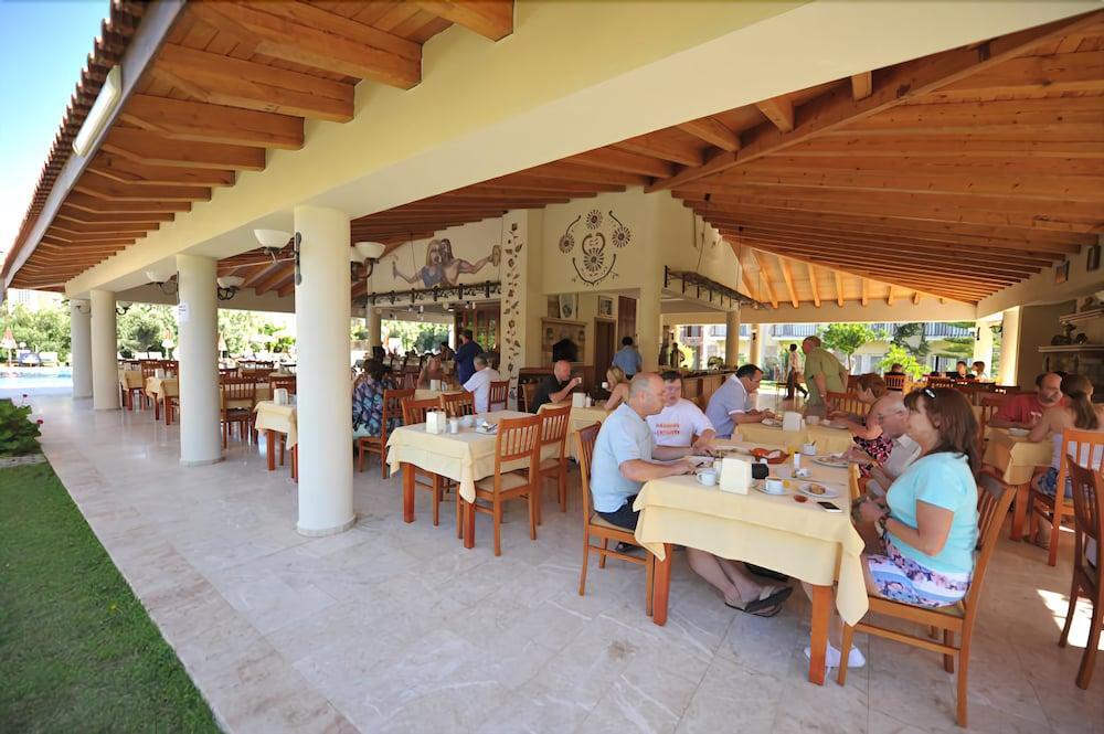 אולודניץ Mavruka Hotel מראה חיצוני תמונה